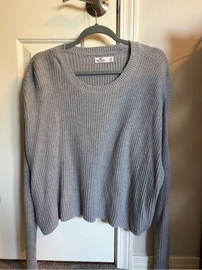 Hollister Light Gray Ribbed Crewneck Sweater